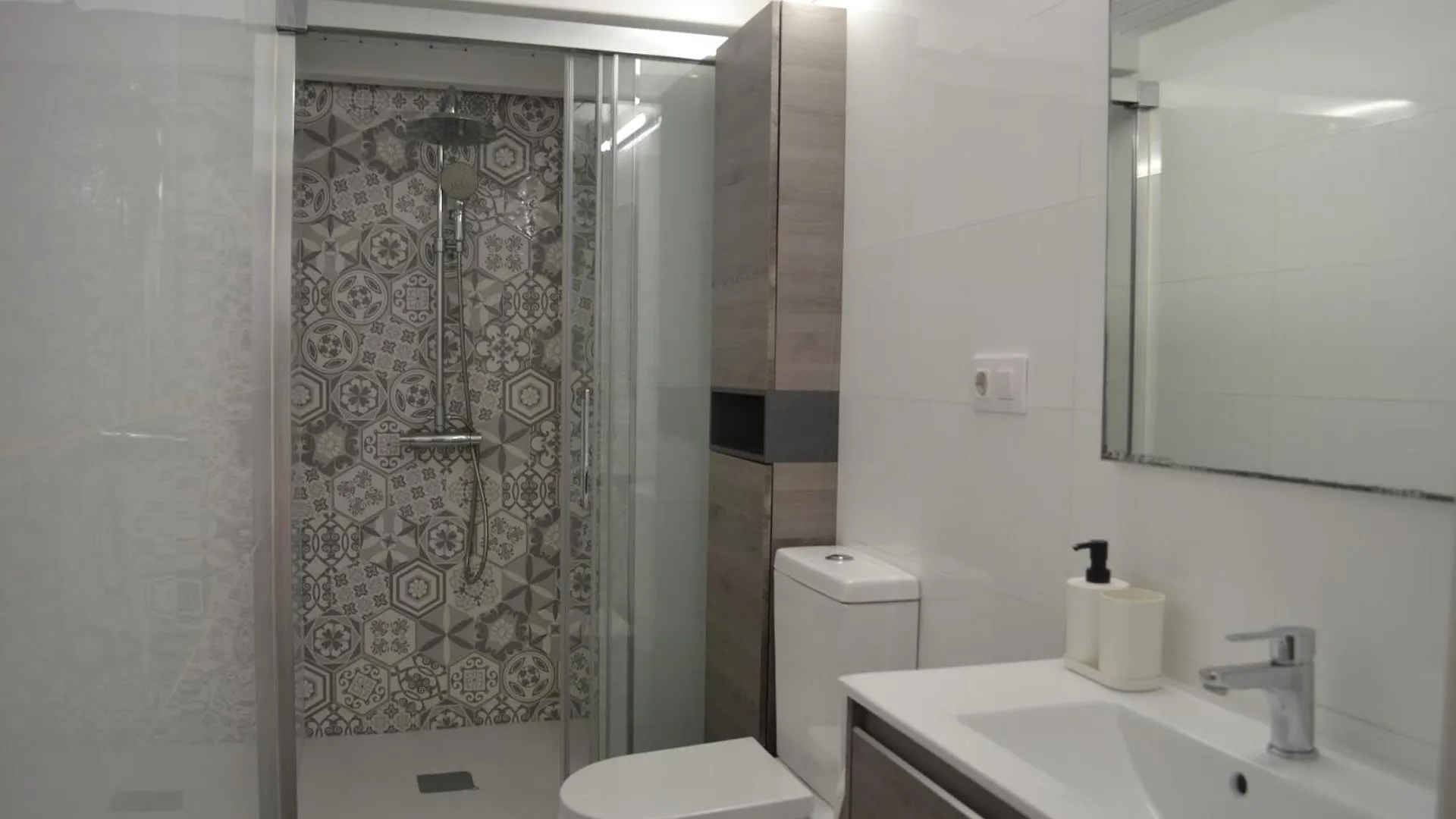 Apartamento En Playa Victoria Cadiz